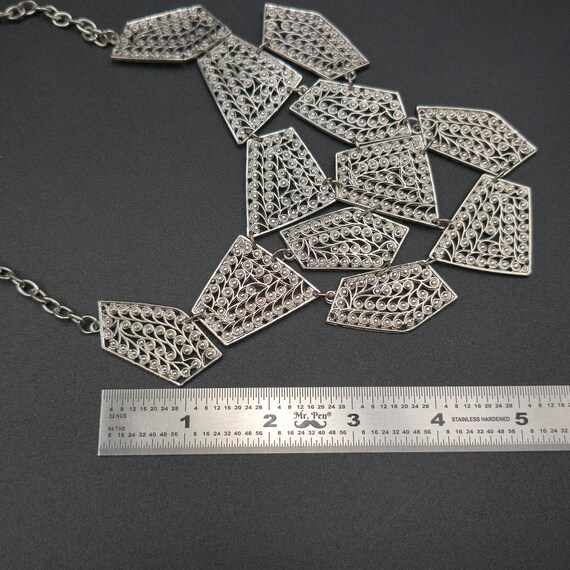18+3 Inch Geometric Openwork Statement Necklace B… - image 7