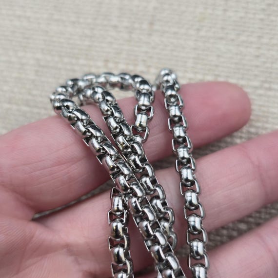20 Inch Stainless Steel Round Box Chain Unisex Necklace B1090 View 4