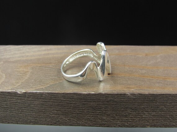 Size 8 Sterling Silver Original Pattern Wavy Band… - image 2