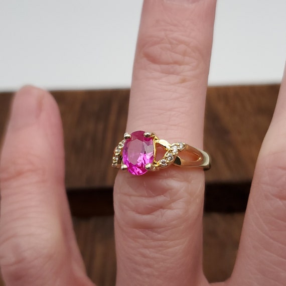 Size 6 Gold Tone Beautiful Pink Topaz And CZ Ring - image 2