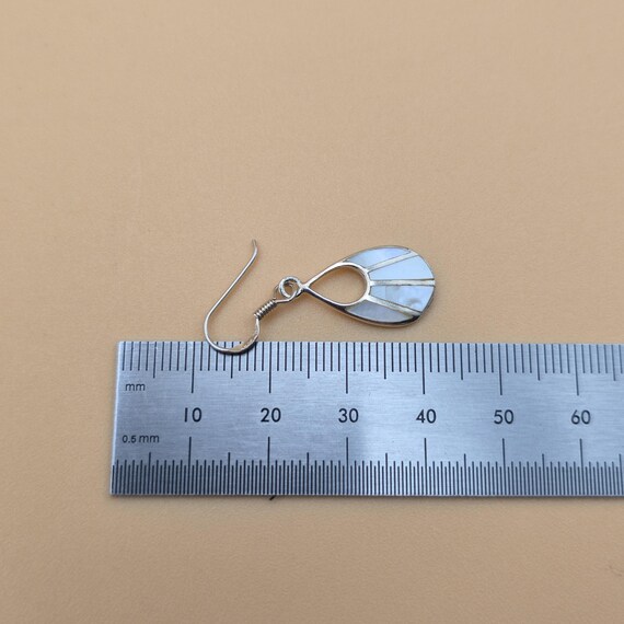 Sterling Silver Cute White Shell Dangle Earrings … - image 5