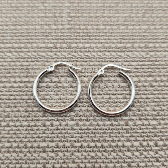 Sterling Silver Simple Plain Hoop Earrings A4450