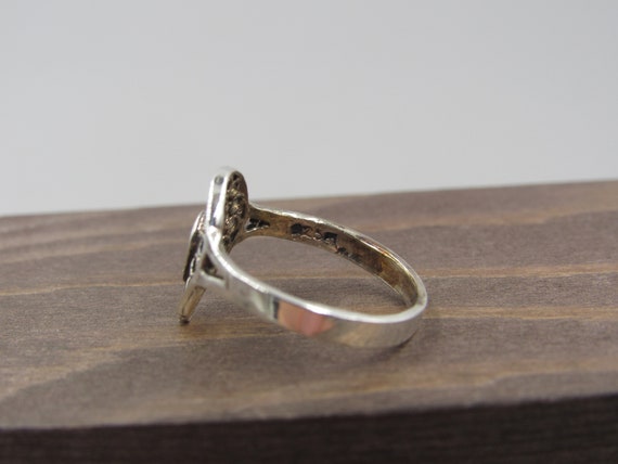 Size 6 Sterling Silver Rustic Odd Pattern Diamond… - image 5