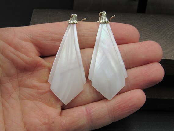 Sterling Silver Stunning Shell Dangle Earrings Vi… - image 1