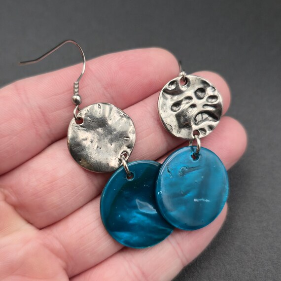 Silver Plated Round Blue Shell Dangle Earrings A6… - image 3
