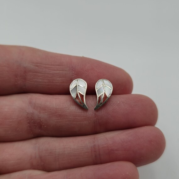 950 Silver Shell Inlay Leaf Nature Stud Earrings … - image 1