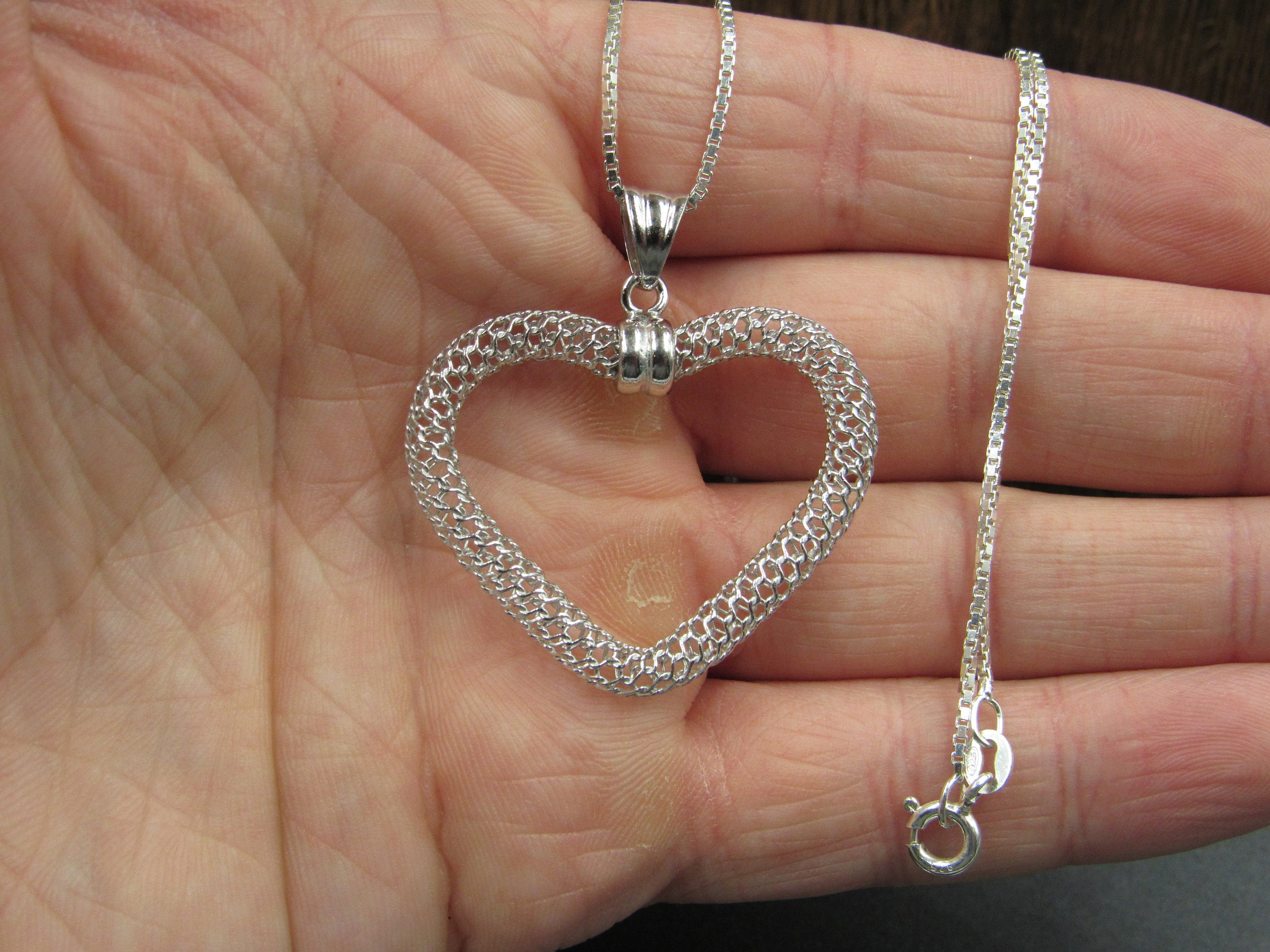 ★Hei★ pounding volume heart necklace HE23SPNSG163XXFR MUSINSA | HEI pounding volume heart necklace