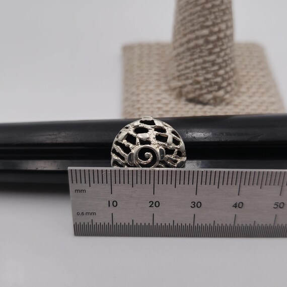 Size 8.25 Sterling Silver Unique Pattern Symbol R… - image 7