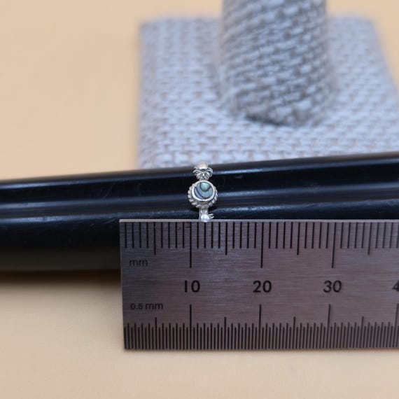 Size 6 Sterling Silver Tiny Abalone Shell Band Ri… - image 6