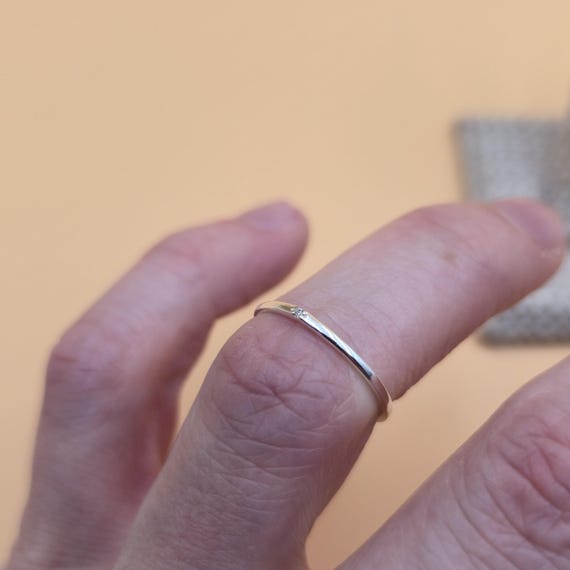 Size 6 Sterling Silver Tiny Delicate Single CZ Ge… - image 3