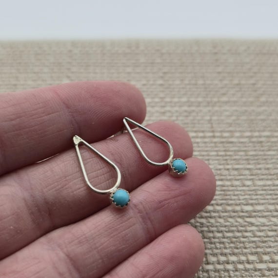 Sterling Silver Blue Stone Rustic Dangle Earrings… - image 2