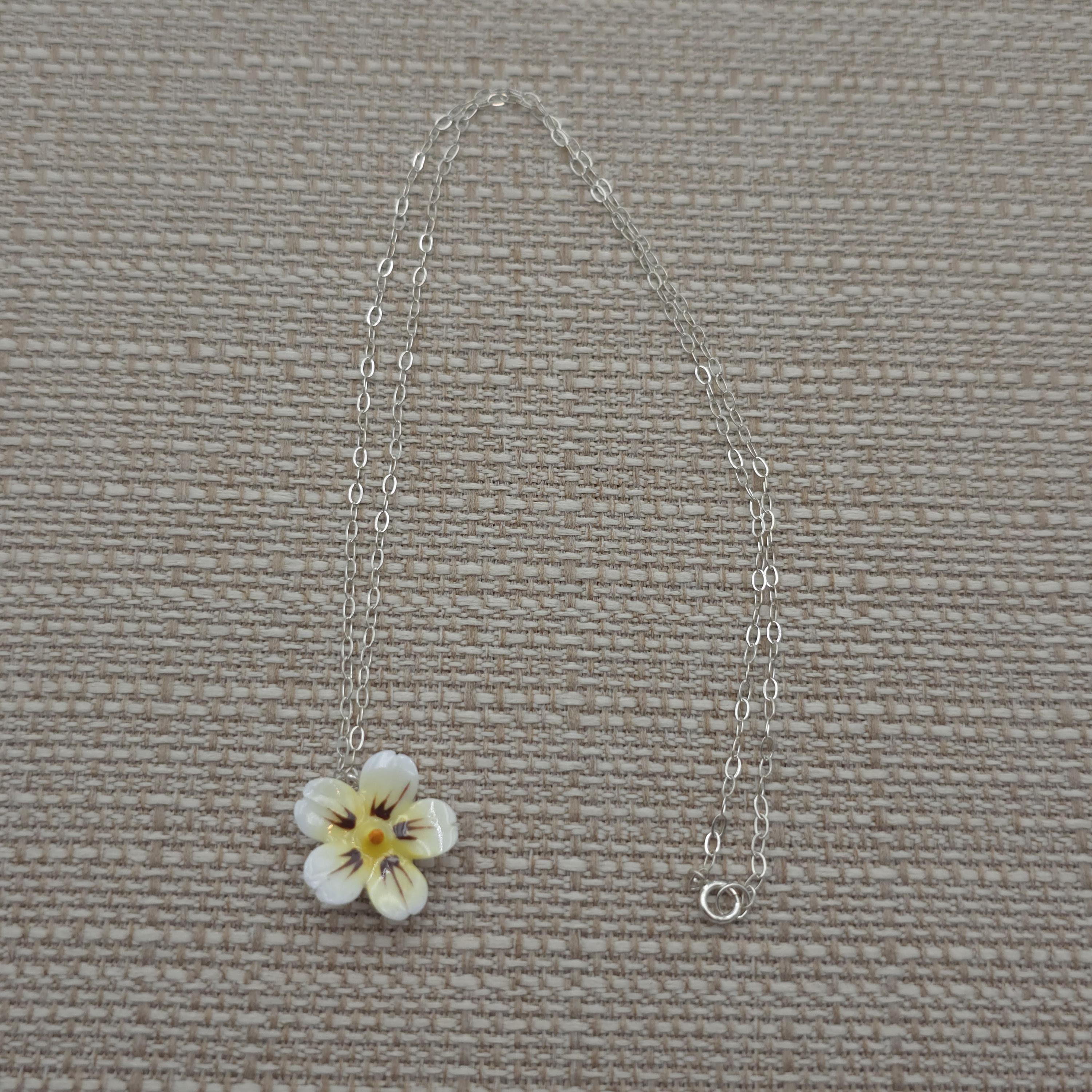 18 Inch Sterling Silver Handmade Plastic Flower Pendant Necklace