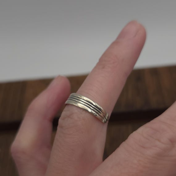 Size 7 Sterling Silver Simple Pattern Open Style … - image 2