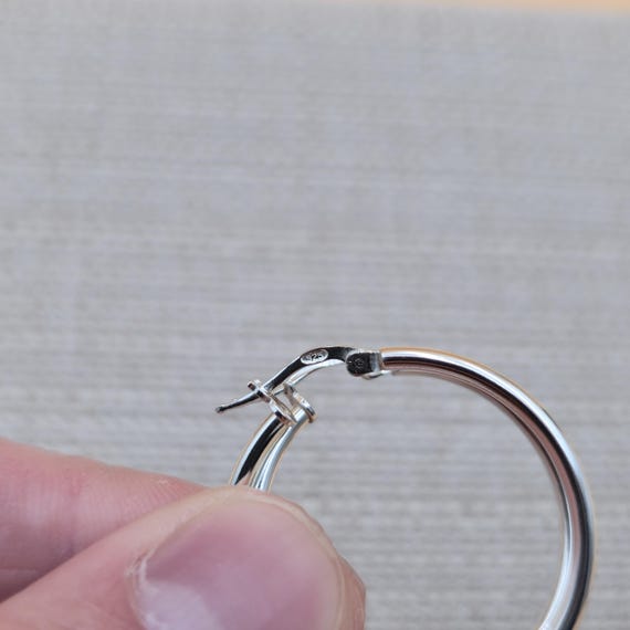 Sterling Silver Simple Hoop Earrings A4960 View 3