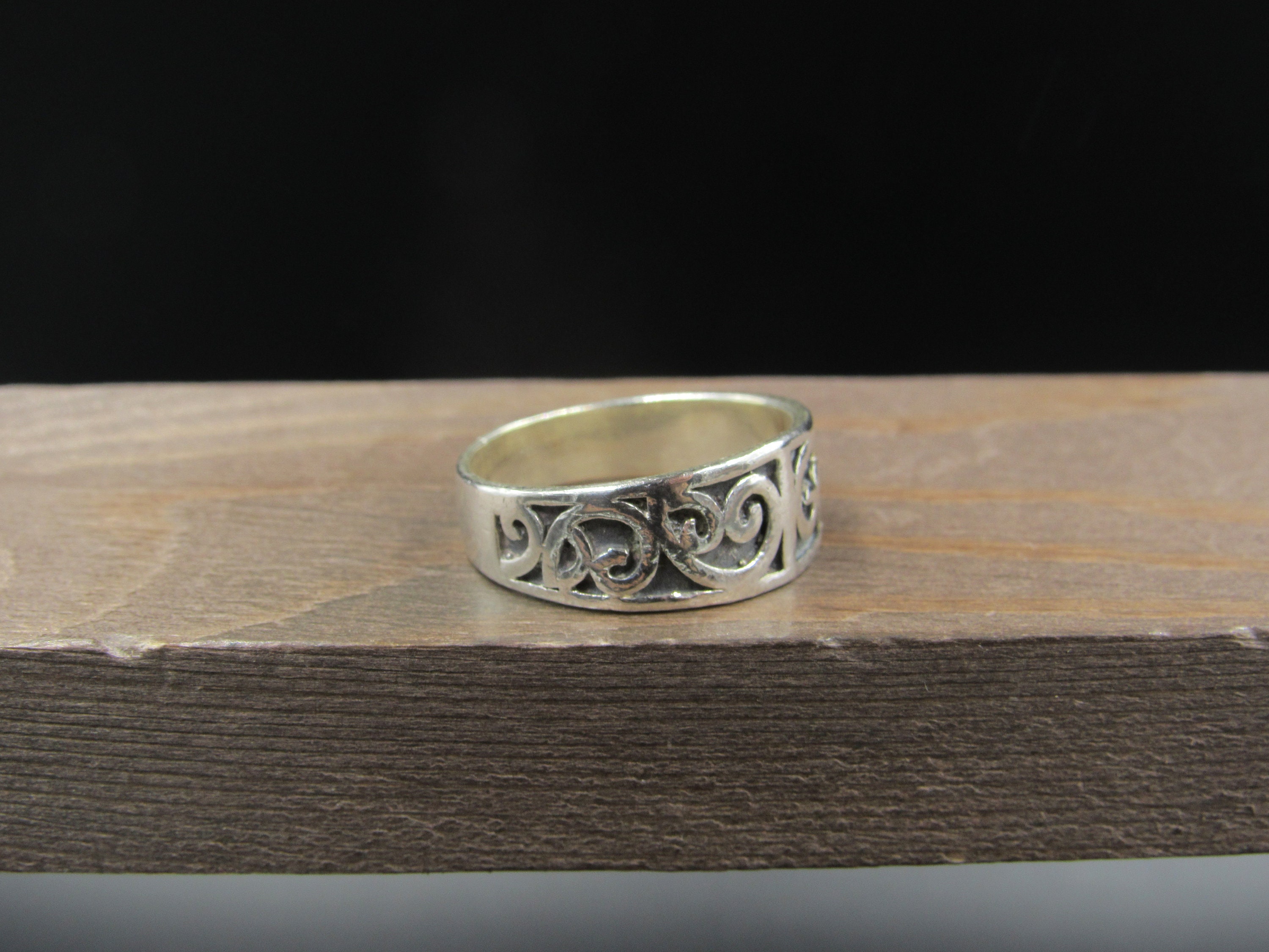 Size 12 Sterling Silver Large Heavy Swirling Pattern Band