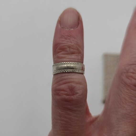 Size 2.75 Sterling Silver Cute Pattern Toe Band R… - image 2