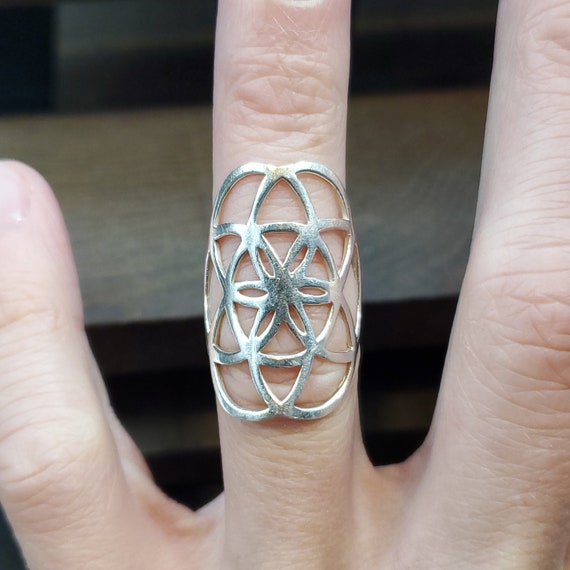 Size 6 Sterling Silver Cool Unique Pattern Finger… - image 1