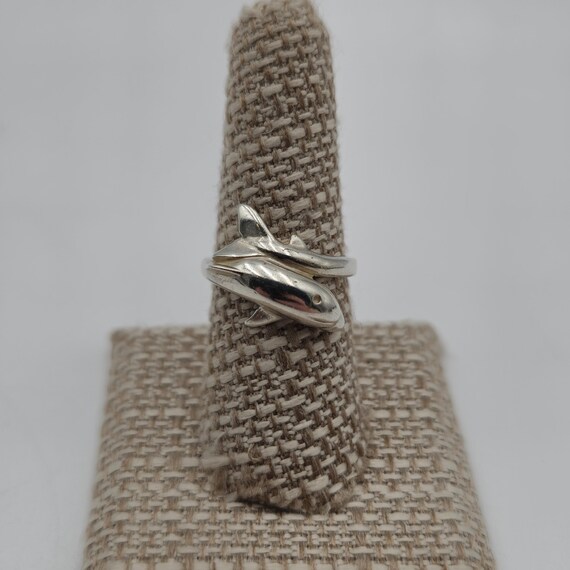 Size 7.75 Sterling Silver Solid Dolphin Animal Ri… - image 1