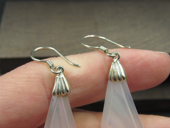 Sterling Silver Stunning Shell Dangle Earrings Vi… - image 3