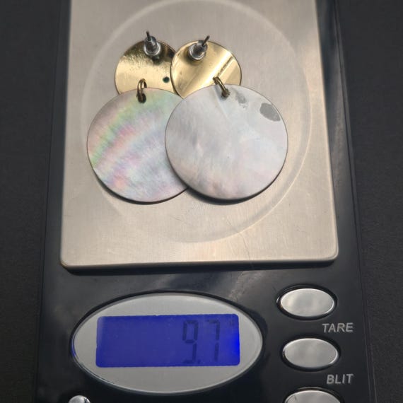 Gold Plated Dark Shell Circle Dangle Earrings A67… - image 5