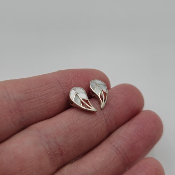 950 Silver Shell Inlay Leaf Nature Stud Earrings … - image 2