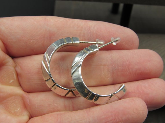 Sterling Silver Abstract Pattern Half Hoop Earrin… - image 3