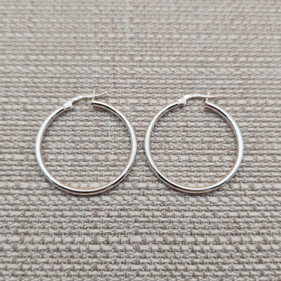 Sterling Silver Simple Hoop Earrings A4960