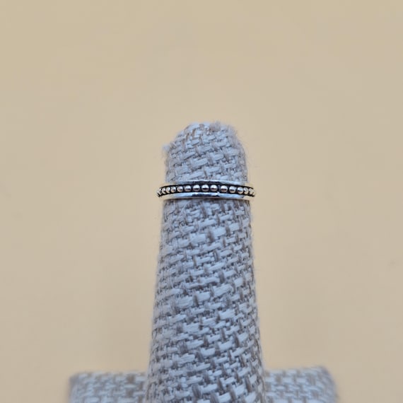 Size 2.75 Sterling Silver Small Dot Pattern Band … - image 1