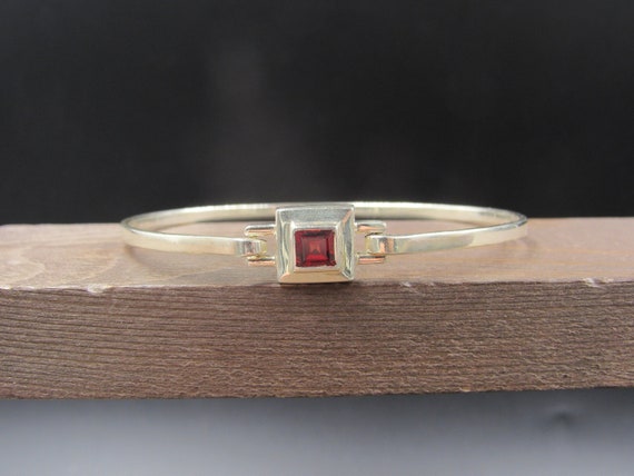 8" Sterling Silver Square Red Garnet Gem Bracelet… - image 1