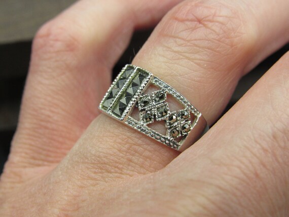 Size 6.75 Sterling Silver Cool Pattern Marcasite … - image 2