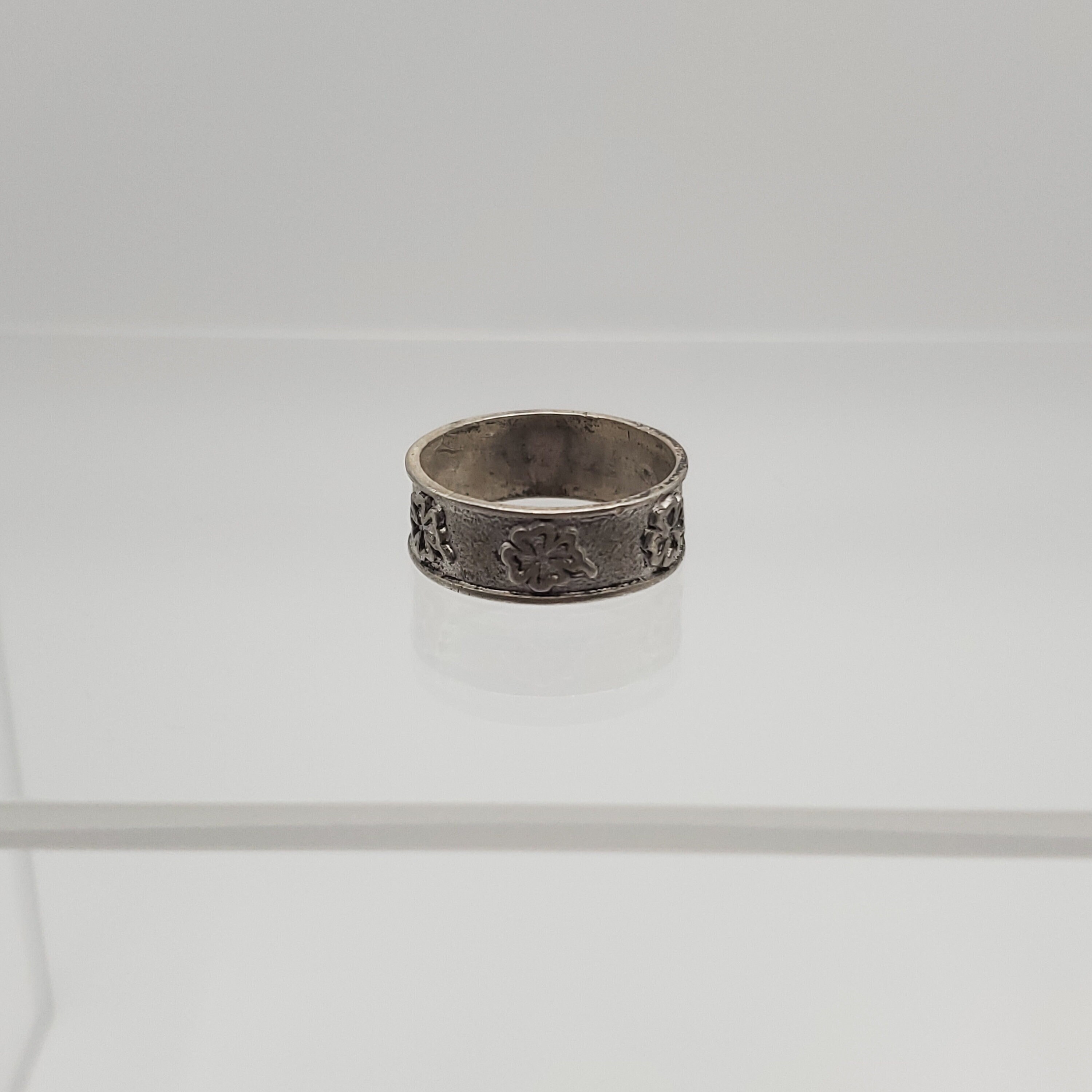 Size 5.5 925 Sterling Silver Tarnished Four Leaf Clover Unique Ring