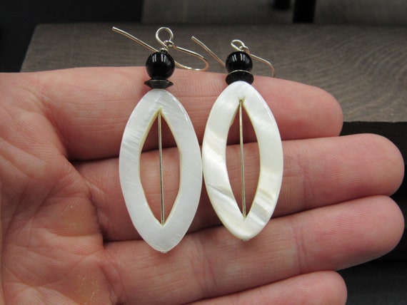 Sterling Silver Unique Shape Shell Dangle Earring… - image 1