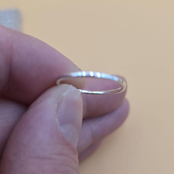 Size 6 Sterling Silver Tiny Delicate Single CZ Ge… - image 4