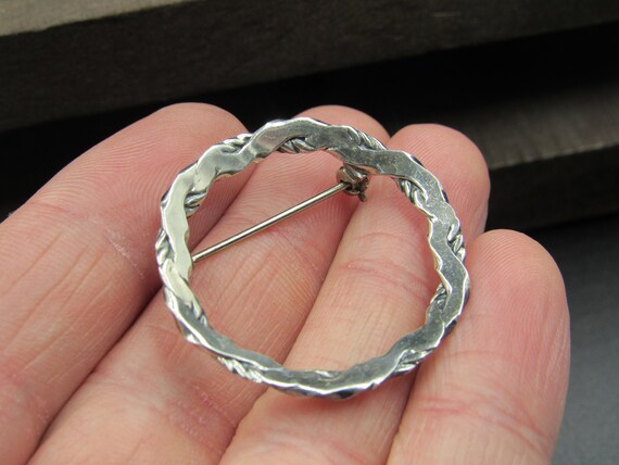 Sterling Silver Concave Circle Pattern Pin Brooch - image 3