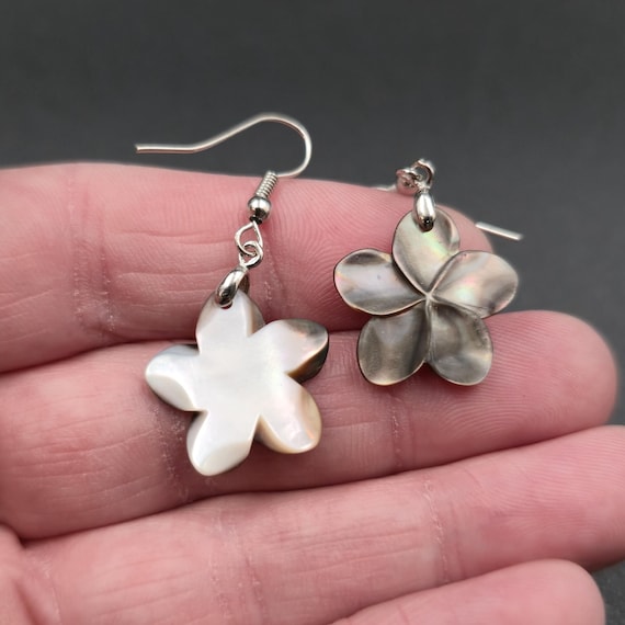 Silver Plated Dark Shell Flower Dangle Earrings A… - image 3