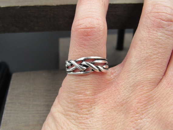 Size 5.75 Sterling Silver Cross Braid Band Ring V… - image 3
