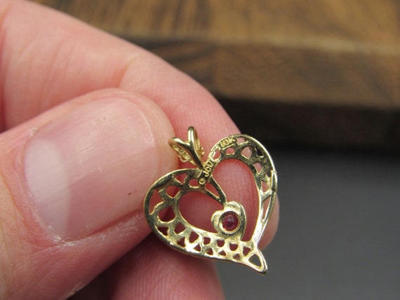 18" 10K 14k Gold Ornate Ruby Gem Heart Necklace V… - image 3