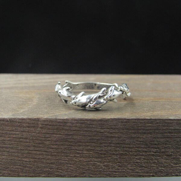 Size 6.75 Sterling Silver Swimming Dolphins Band Ring Vintage Statement Engagement Wedding Promise Anniversary Cocktail Friendship