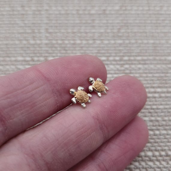 Sterling Silver Tiny Two Tone Textured Turtle Stu… - image 2