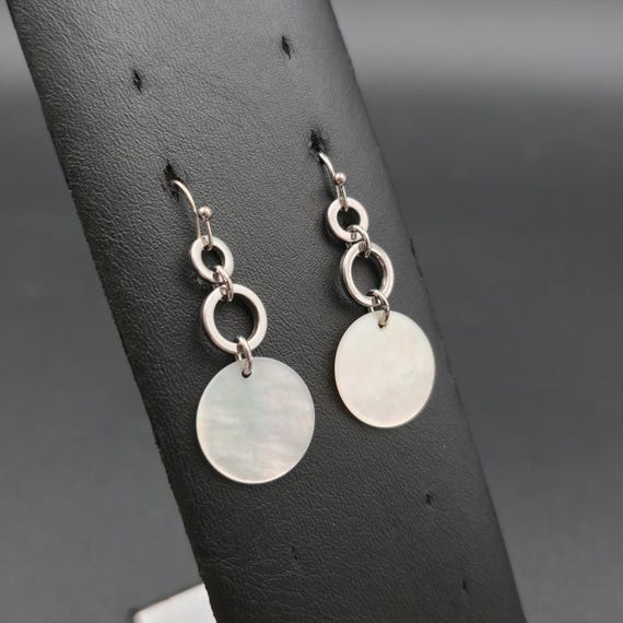 Silver Plated White Shell Disc Dangle Earrings A7… - image 2