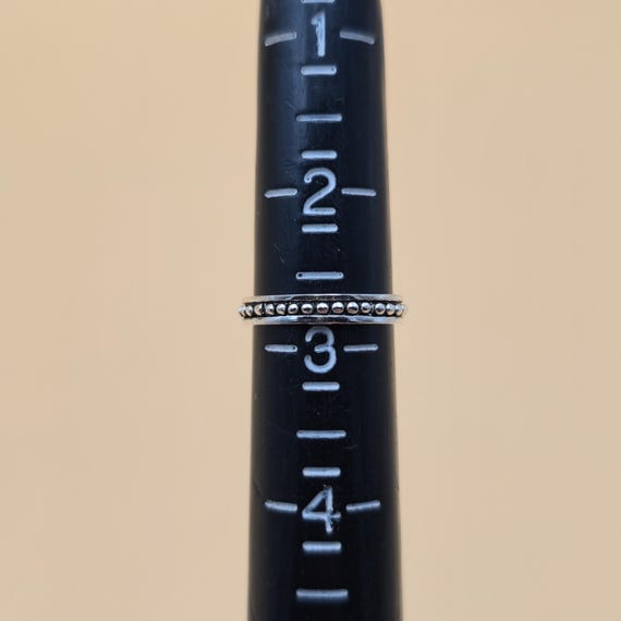Size 2.75 Sterling Silver Small Dot Pattern Band … - image 5