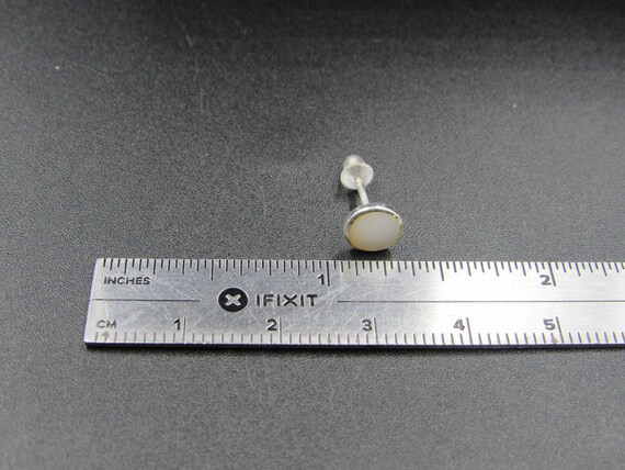 Sterling Silver Small Circle White Shell Stud Ear… - image 5