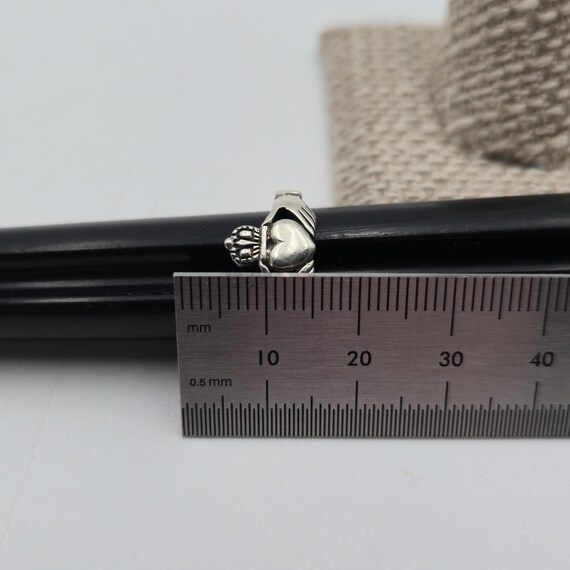 Size 4.75 Sterling Silver Solid Claddagh Band Rin… - image 7