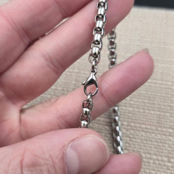 20 Inch Stainless Steel Round Box Chain Unisex Necklace B1090 View 5