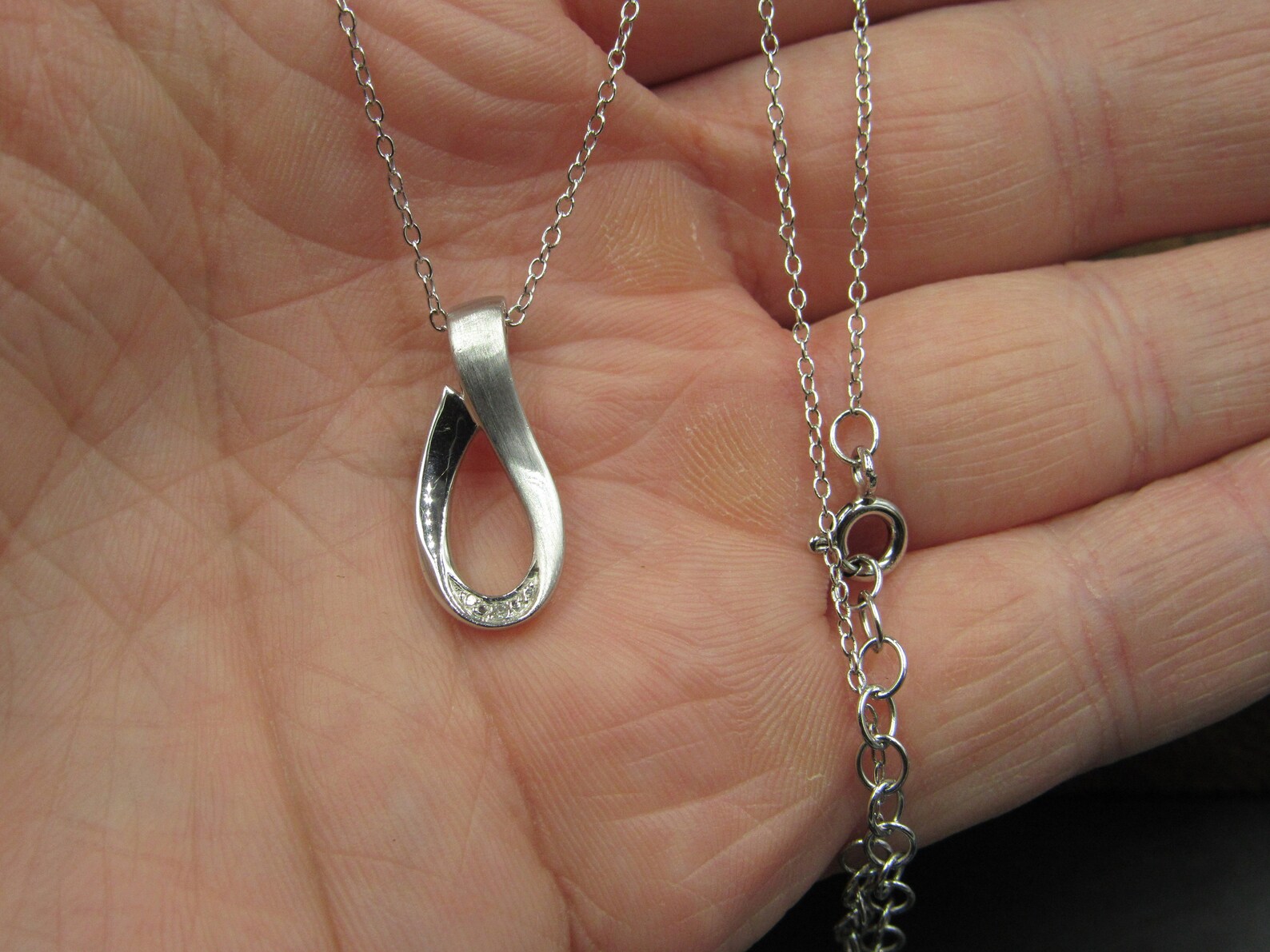 18 Sterling Silver Elegant Diamond Chip Necklace Vintage Etsy