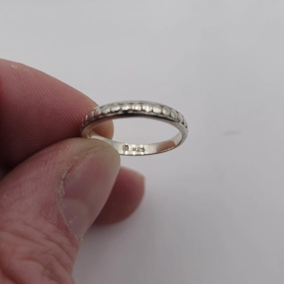 Size 6 Sterling Silver Cute Dot Pattern Ring A3043 - image 4