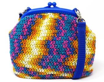 colorful bag with clip closure in yellow or blue / handbag / shoulder bag