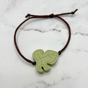 Fidget Jewelry Monstera Leaf Bracelet