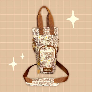 Ivory Leafy Water Bottle Bag with Fidget Zipper Pull