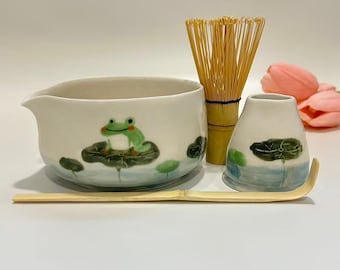 Set di ciotole da matcha in ceramica dipinte a mano con motivo a rana, set di ciotole da matcha a forma di rana di grande capacità, regalo di compleanno, set di ciotole da matcha personalizzate, 500 ml